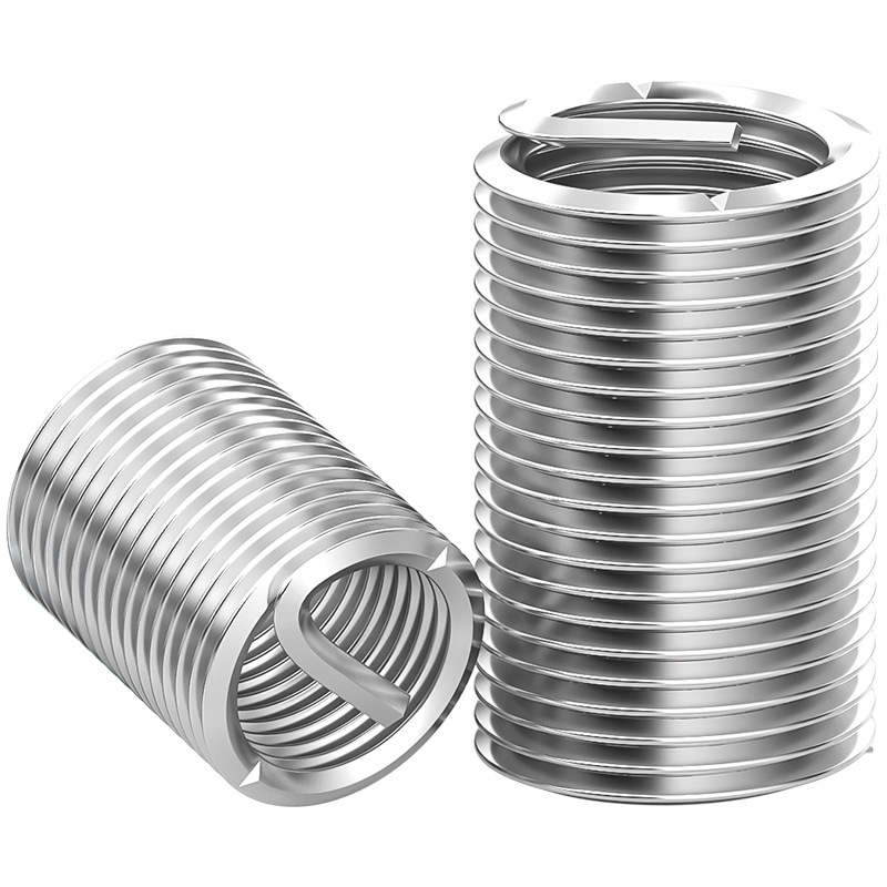 Втулка з різьбою